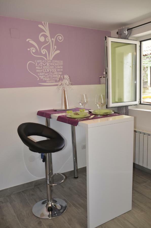 Apartments Lilly - Studio Rijeka Eksteriør bilde